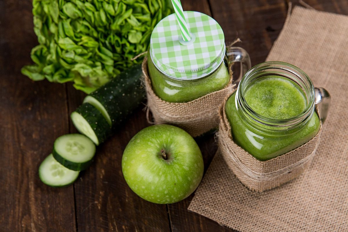 The Gut-Friendly Green Smoothie I Make Every Morning